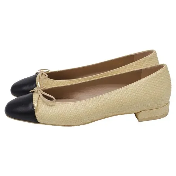 Stuart Weitzman Sleek Bow Ballet Flats in Cream Raffia - Picture 4 of 10
